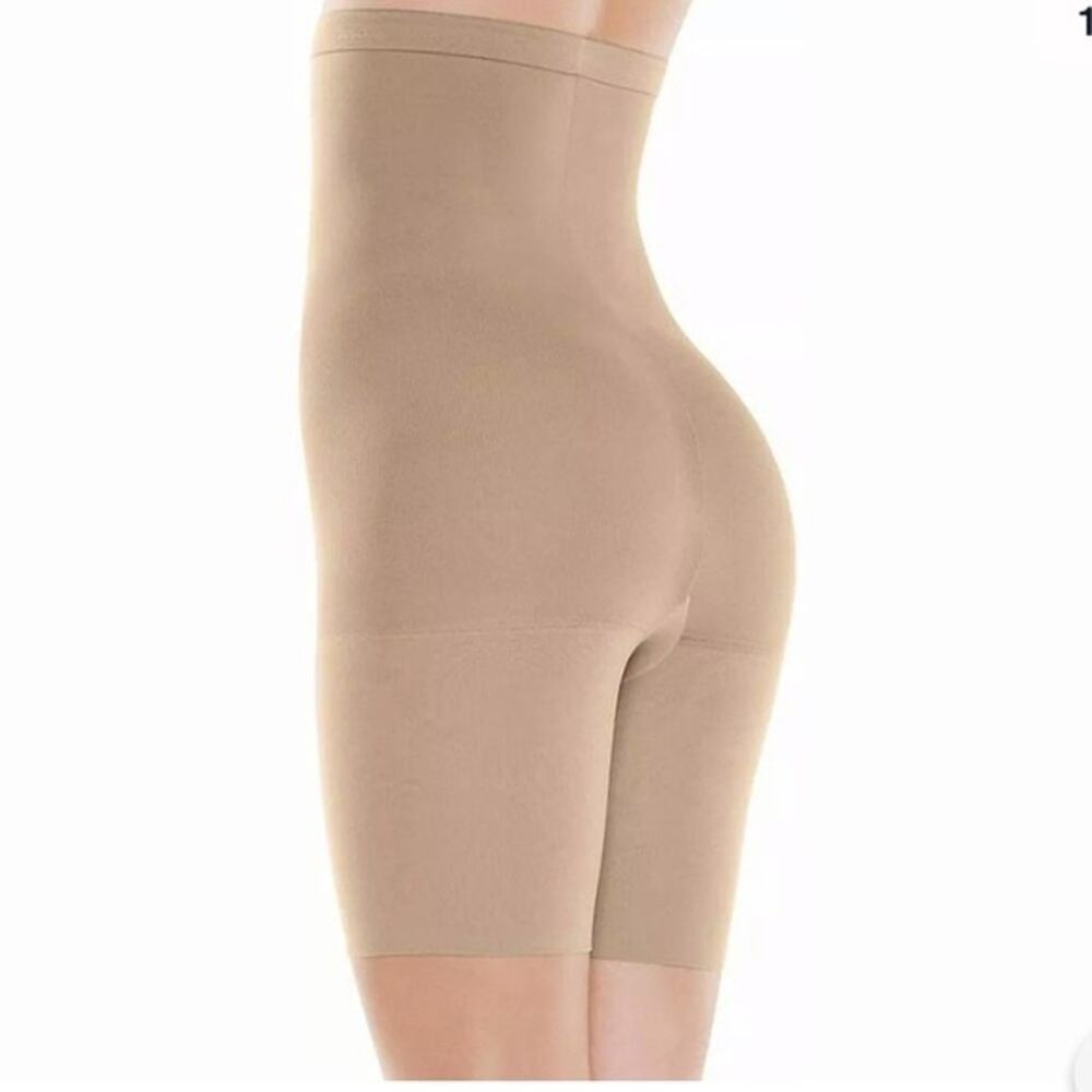 NWT Assets by Sara Blakely Fantastic Firmers Sensational Shaper SIZE 5